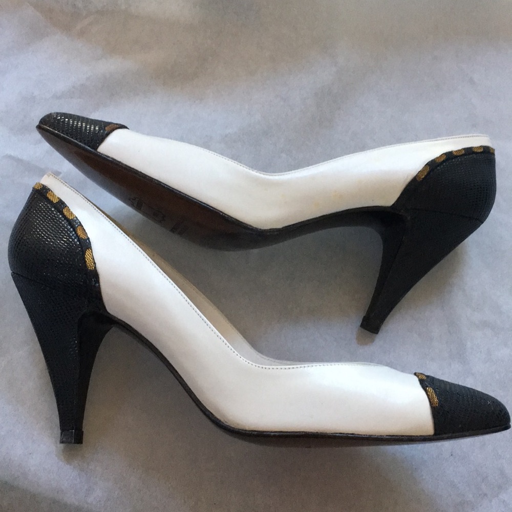 6.5 AA stuart weitzman martinique lizard spectator pumps heels 90s Memphis era